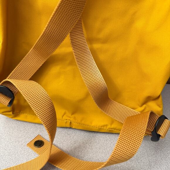 Fjallraven Backback Kanken Yellow School Outdoors Handles Pockets 23510 FLAWED - Picture 11 of 16
